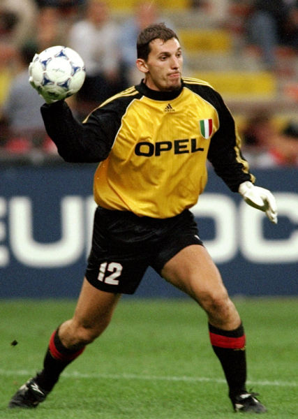 终结11场进球荒，奥蓬达斩获尤文生涯首粒正式比赛进球