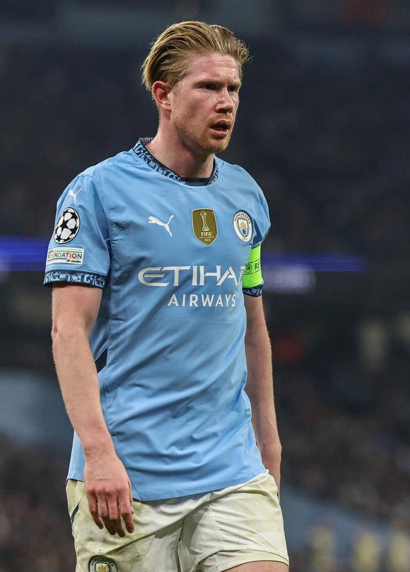 姆巴佩双响+库尔图瓦神扑！皇马客场群星闪耀，多名主力带伤出战