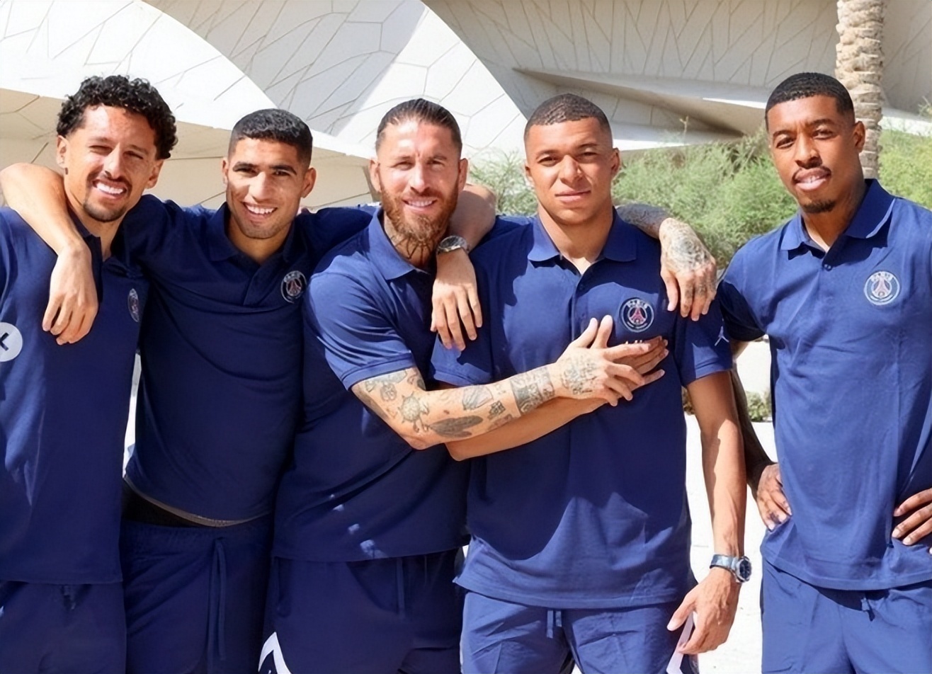 中超俱乐部欠薪问题严峻，准入审核难度大，职业化进程仍不完善。