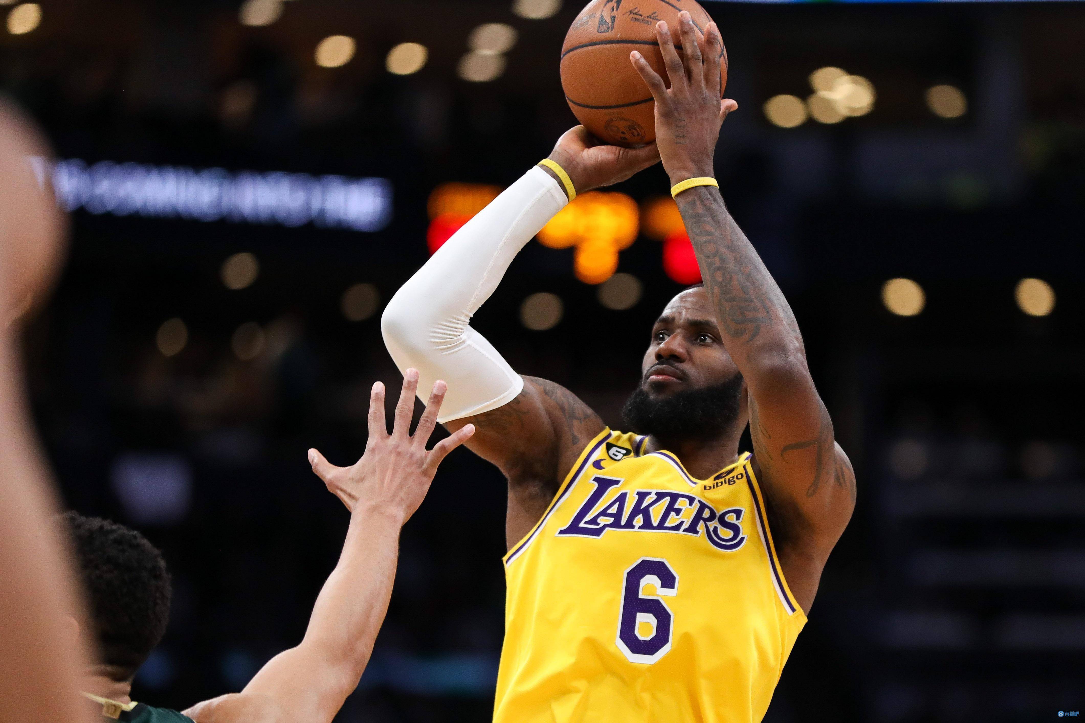 巴萨客场89-79力克红星！克莱本轰22分率队攻陷贝尔格莱德